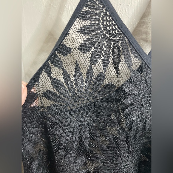 Sheer lacey swimsuit coverup top - Picture 2 of 3